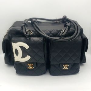 CHANEL BAG SIZE LARGE COLOR BLACK 100% AUTHENTIC USED